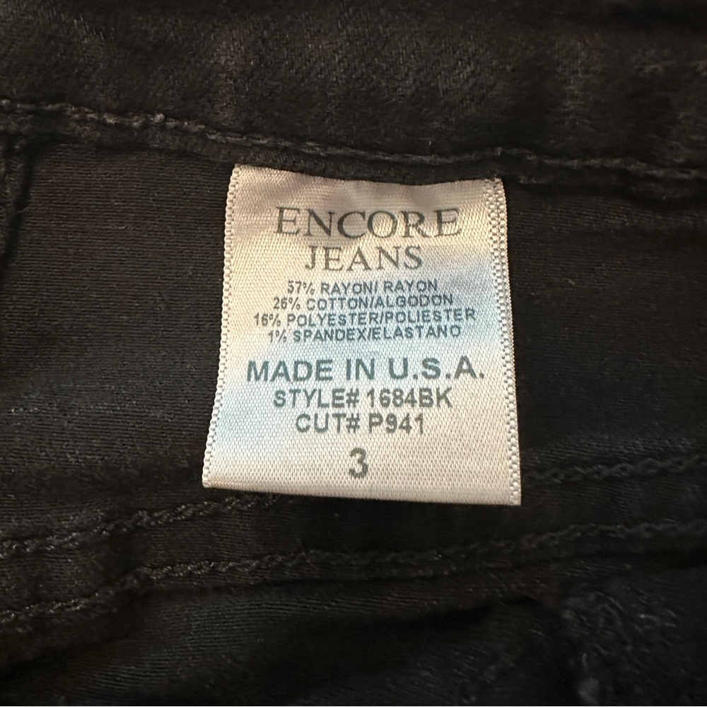 Encore Jeans Ripped Front Jeans - Picture 6 of 7